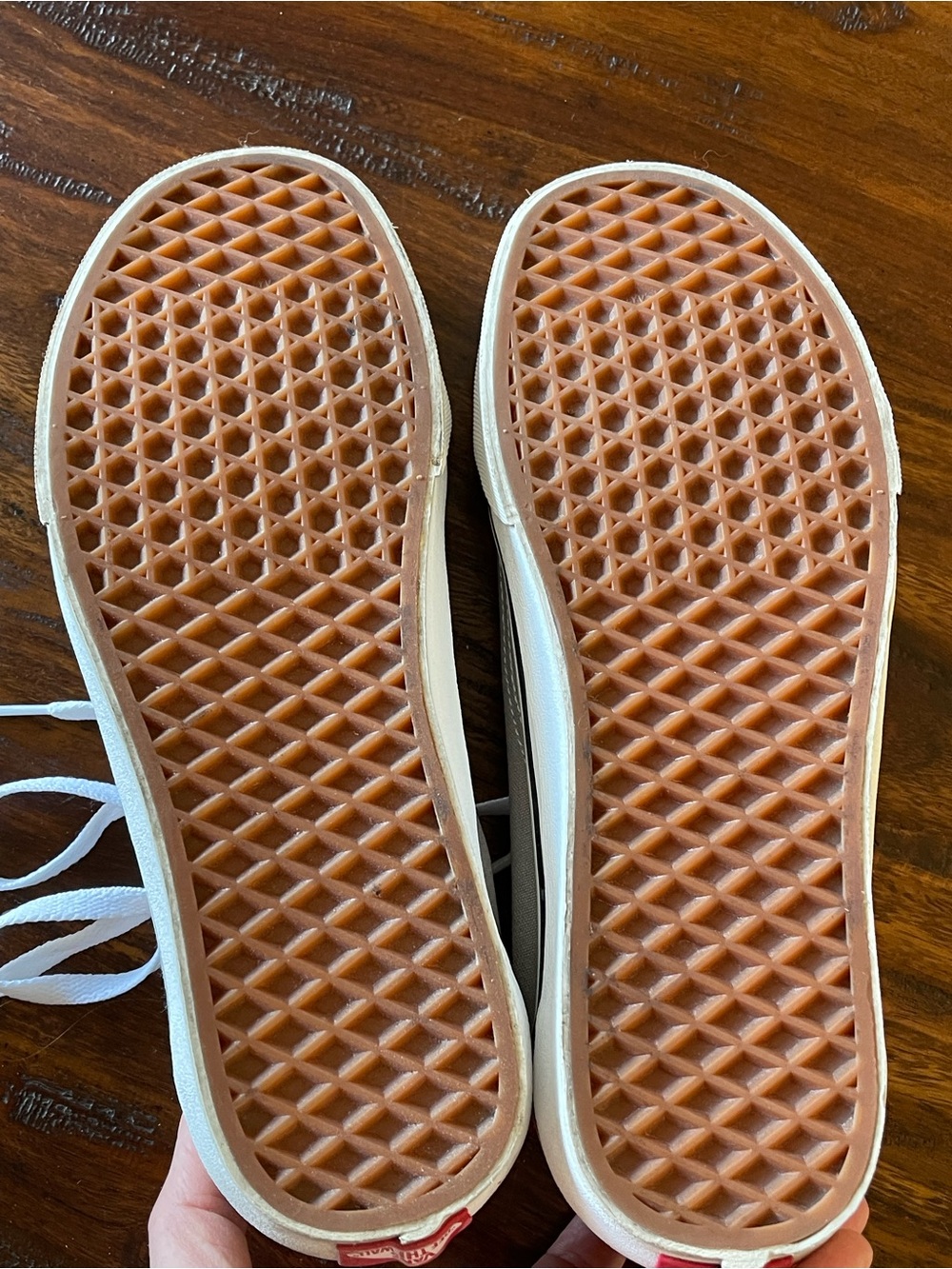 Vans Classic Low-Top Sneakers in Light Gray - Picture 3 of 4